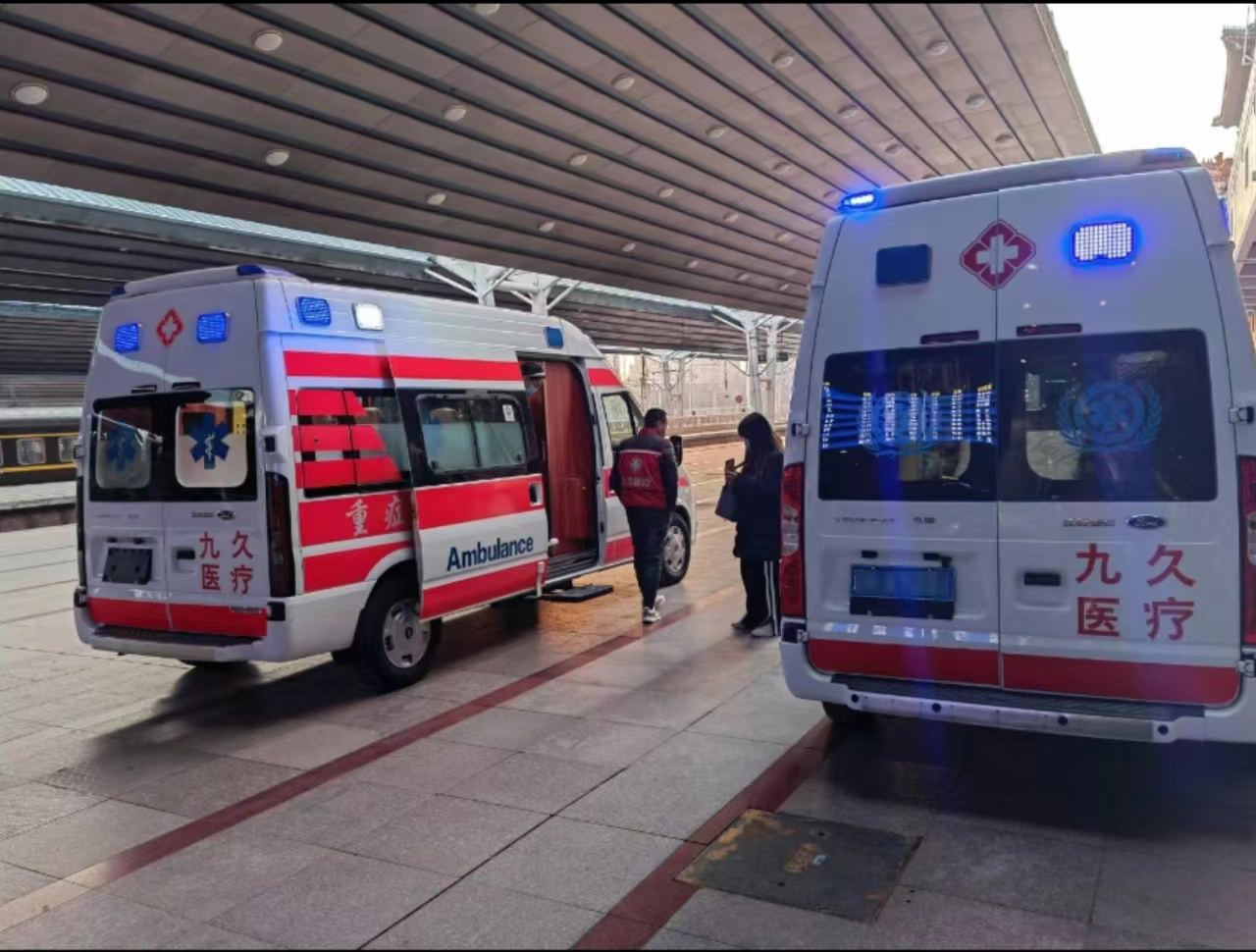 墨玉县救护车长途转运